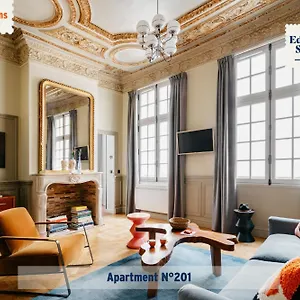 https://edgar-suites-louvre-jour.fr-paris.fr