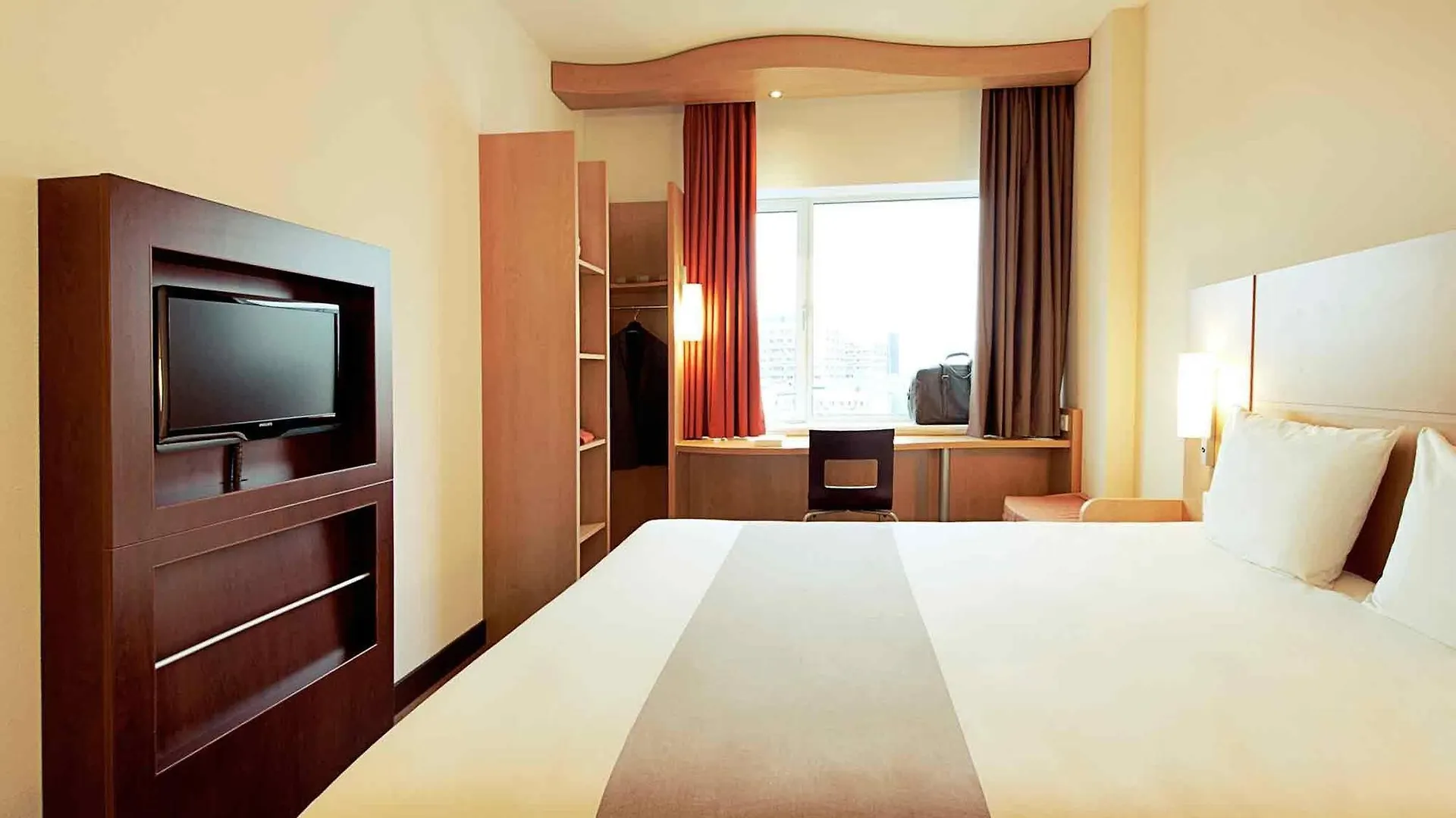 Ibis London Barking Hotel Barking