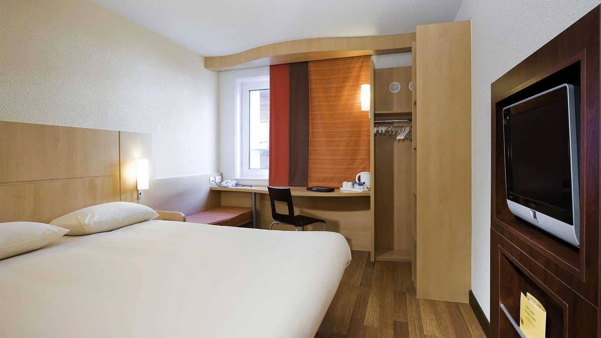 ***  Ibis London Barking Hotel Barking  Reino Unido